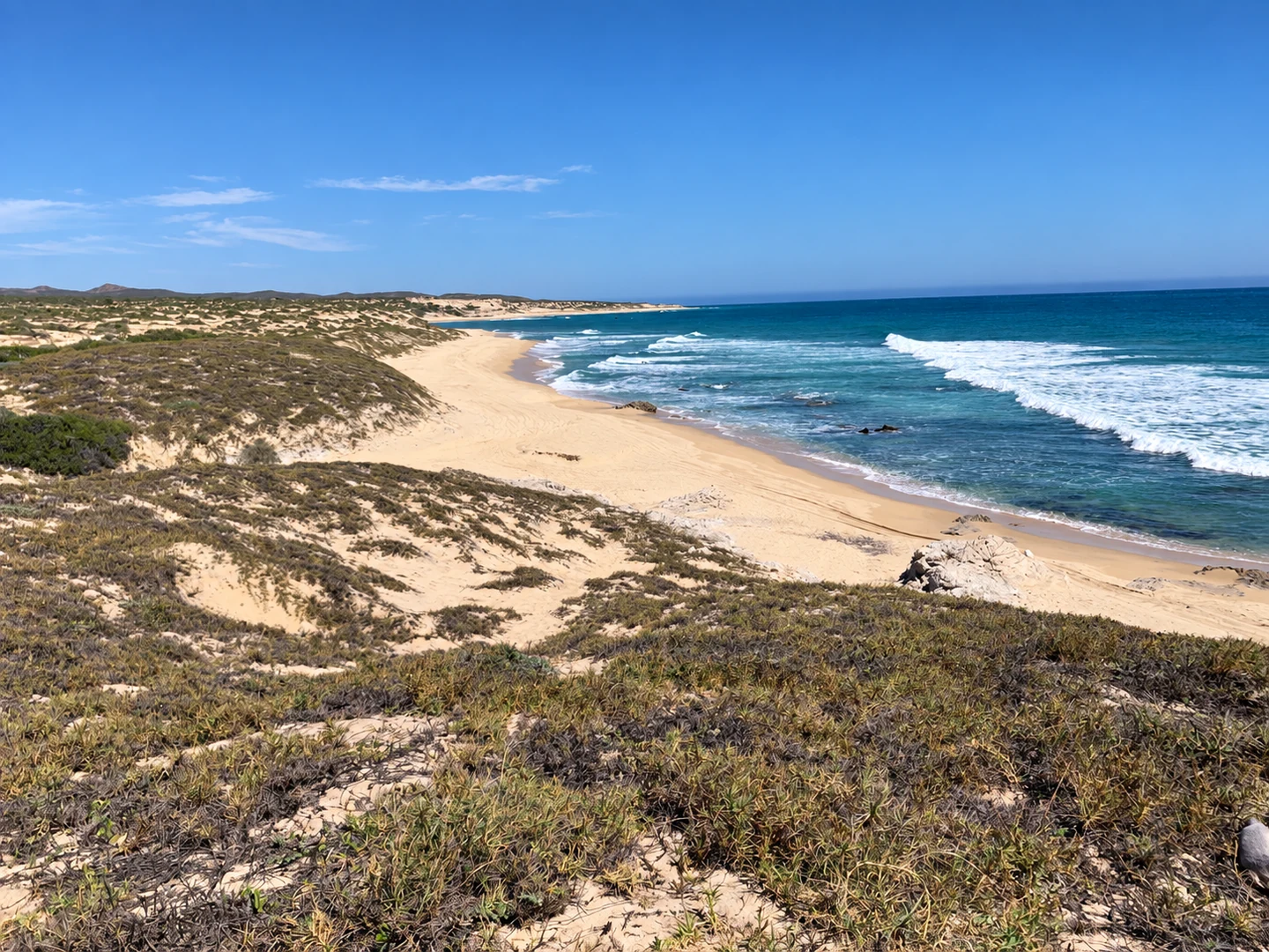 Costa del nuevo territorio de AION CABO frente al Mar de Cortés